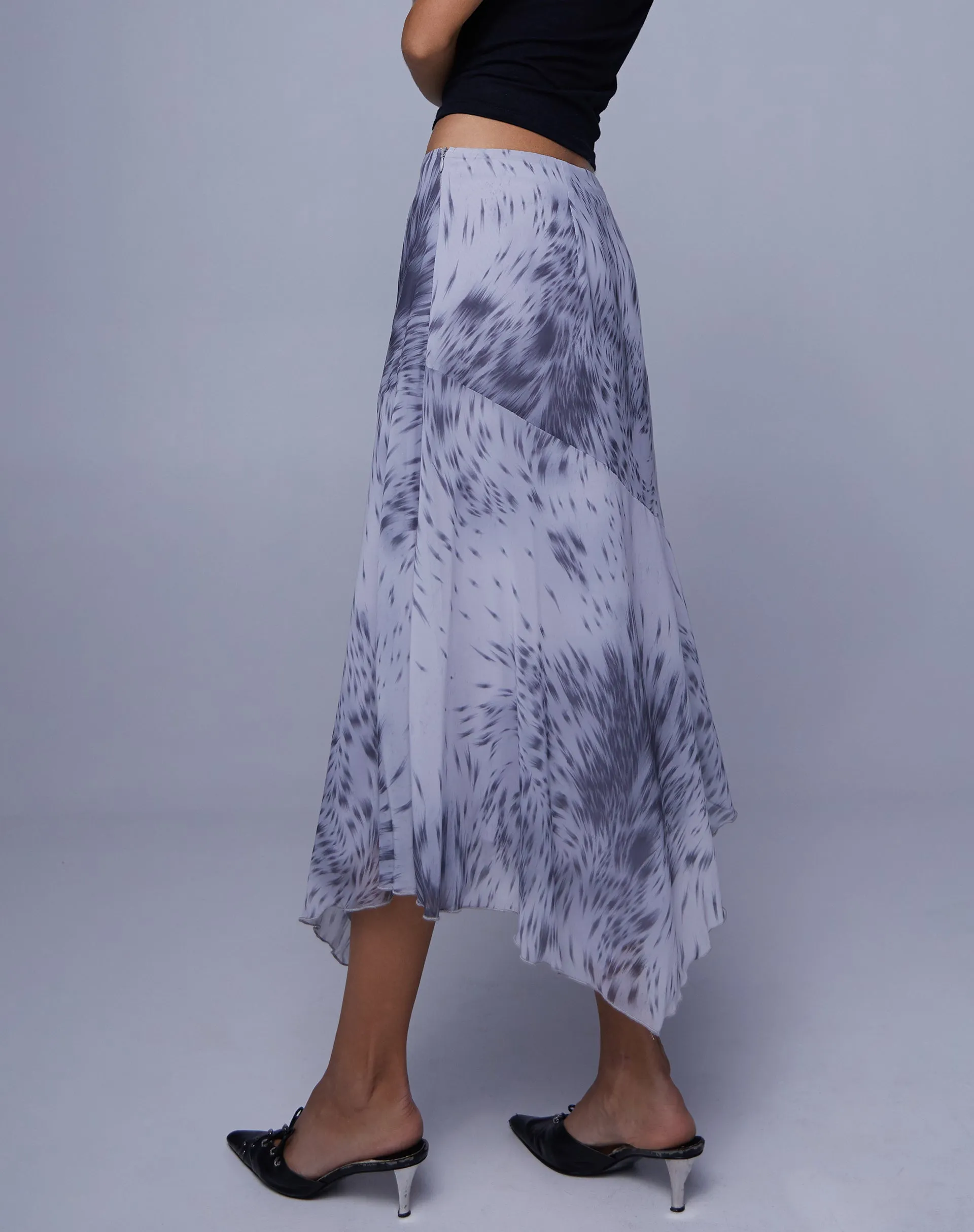 Cinta Low Rise Midi Skirt in Distorted Animal Print