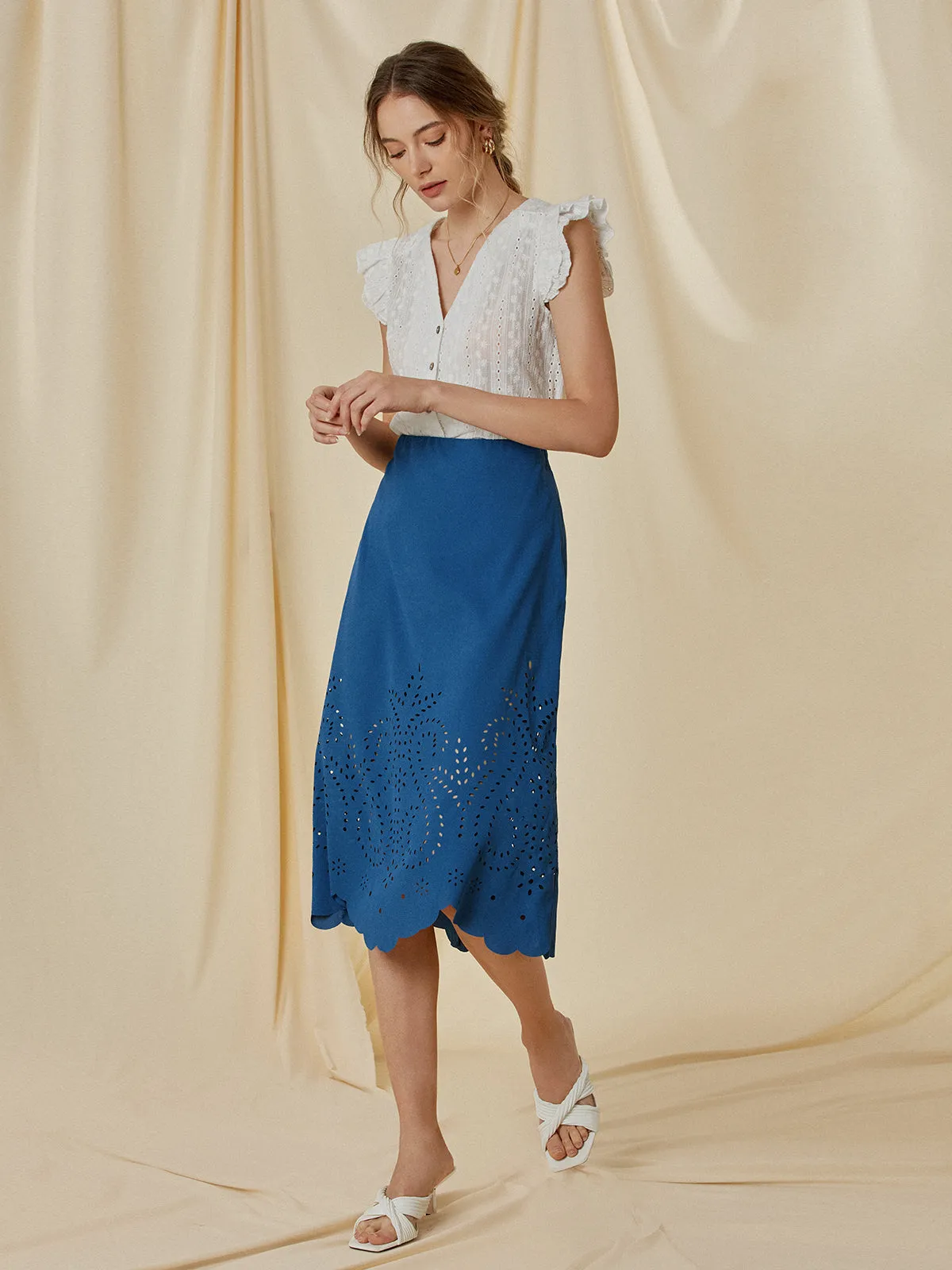 Eyelet High Graceful Waisted Midi Skirt